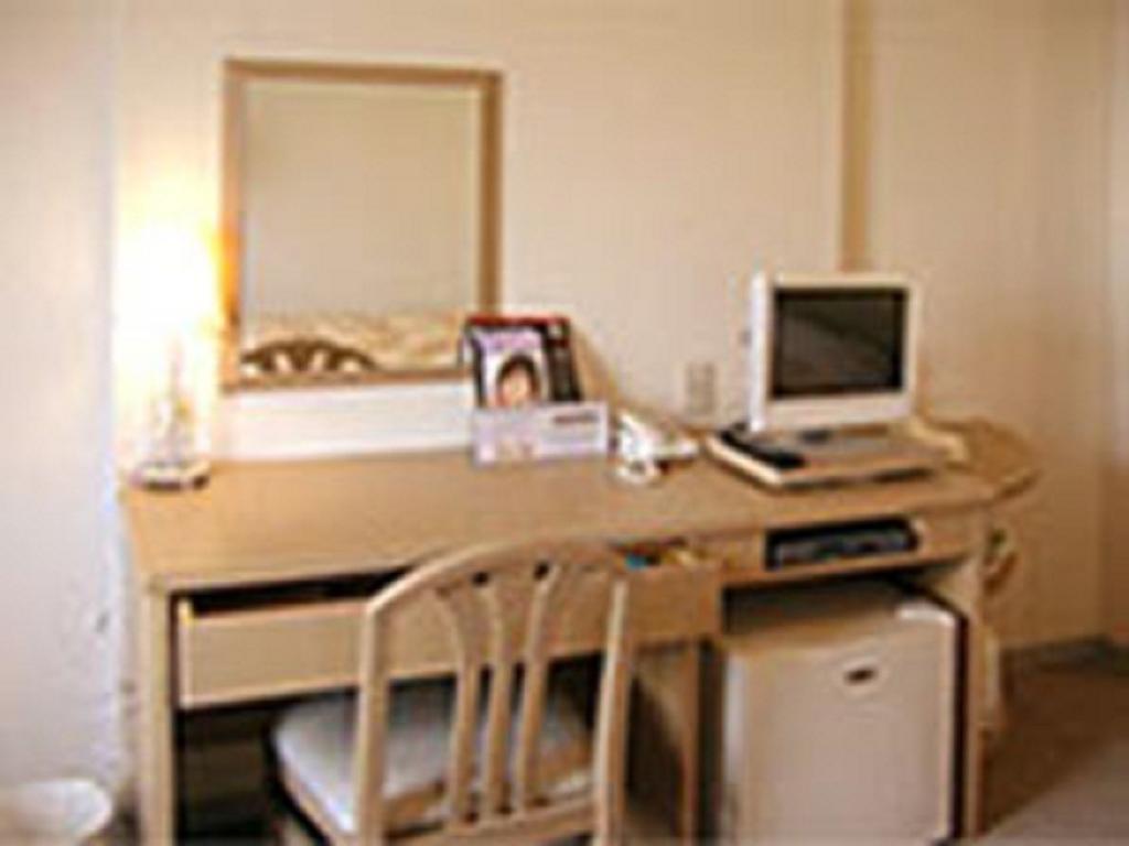 Best Inn Uozu Bilik gambar